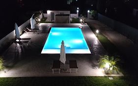 Fèdeli House Pool